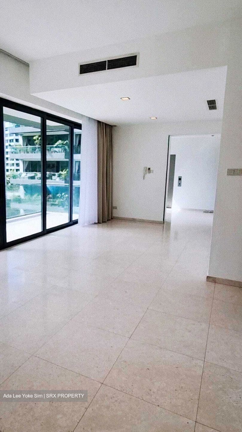 Holland Road (D10), Condominium #394160051